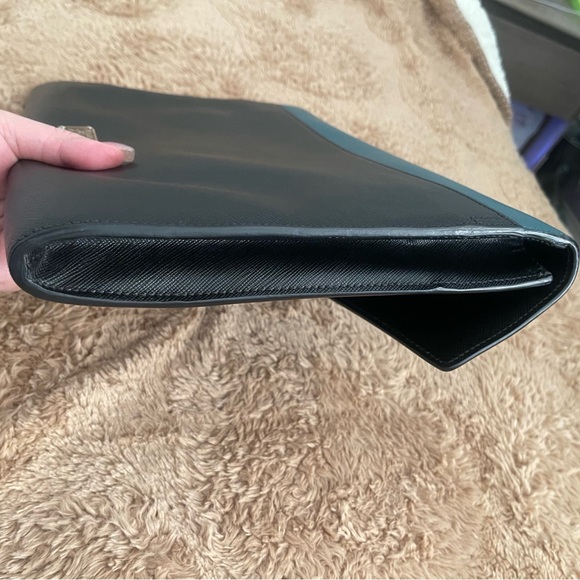 Prada - Picture 11 of 13